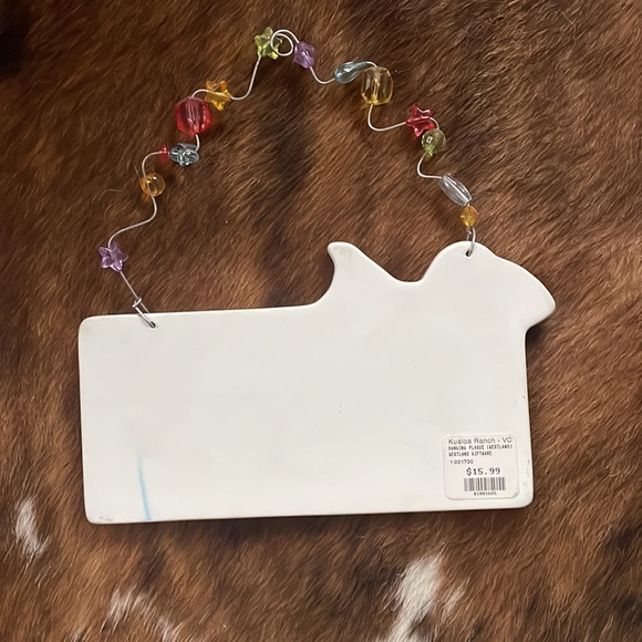 Cowboy wanted ceramic hanging - Picture 5 of 5